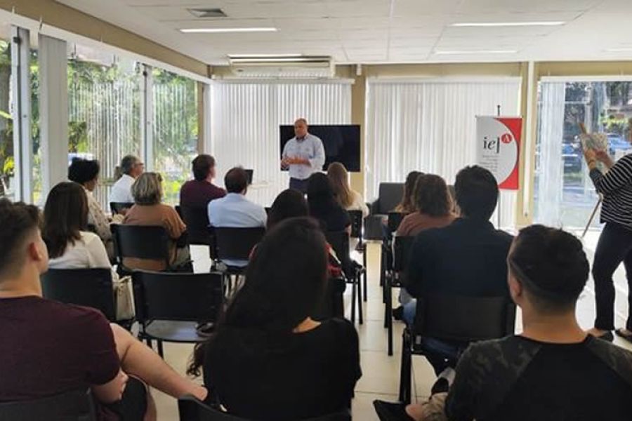 Lançado o Projeto de Formação Continuada “Matemática na Sala de Aula”